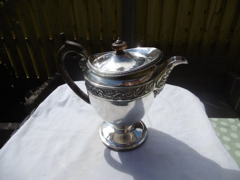 1812 large Georgian silver coffee pot by the Barnards, great decoration 755 gram