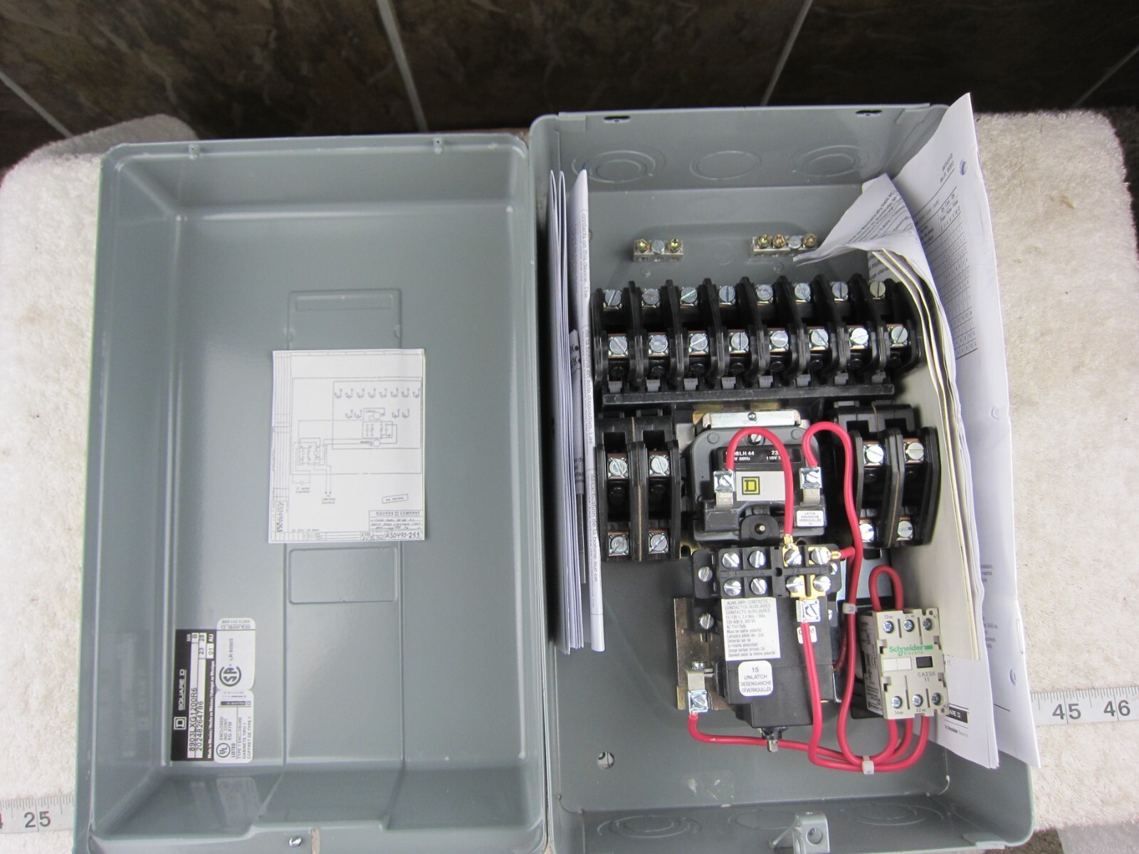 Square D 8903 LXG1200 NEMA1 12P 120V Coil Lighting Contactor Square D 8903 LXG1200 NEMA1 12P 120V Coil Lighting Contactor