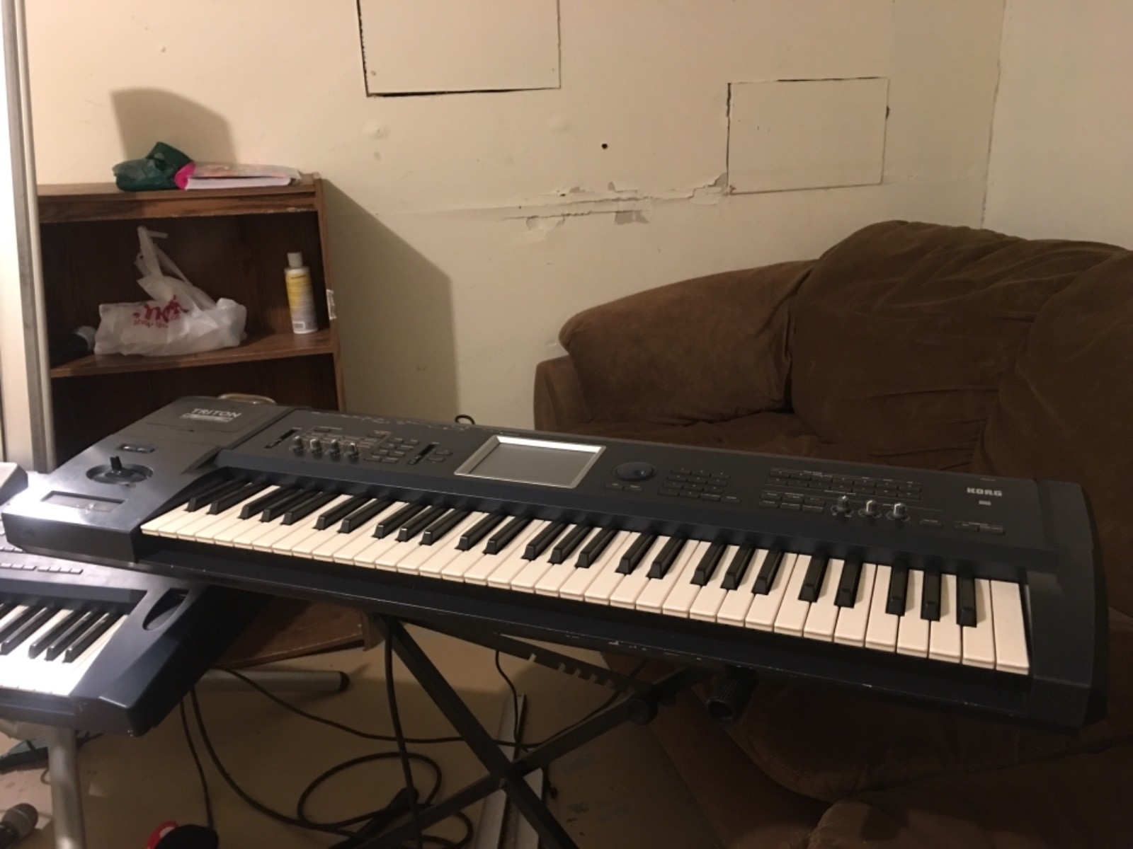 Korg Triton Extreme 61 96mb ram