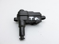 VW Touran II 5T 15-21 Tankdeckel Stellmotor Tankklappenmotor VW Touran II 5T 15-21 24.10.2016 8V0862159 gebraucht Vorschau 2