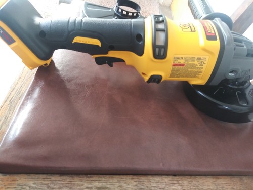 Flex Volt Grinder DCG414 4-1/2