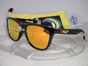 oakley valentino rossi frogskins sunglasses oakley valentino rossi frogskins sunglasses