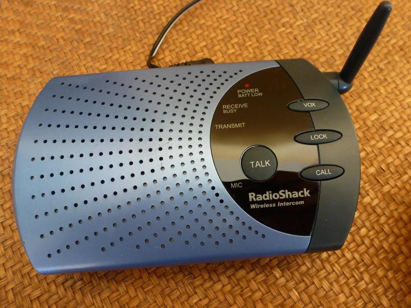 Radio Shack 900 MHz Wireless Intercom W/Audio & Weather Radio Input