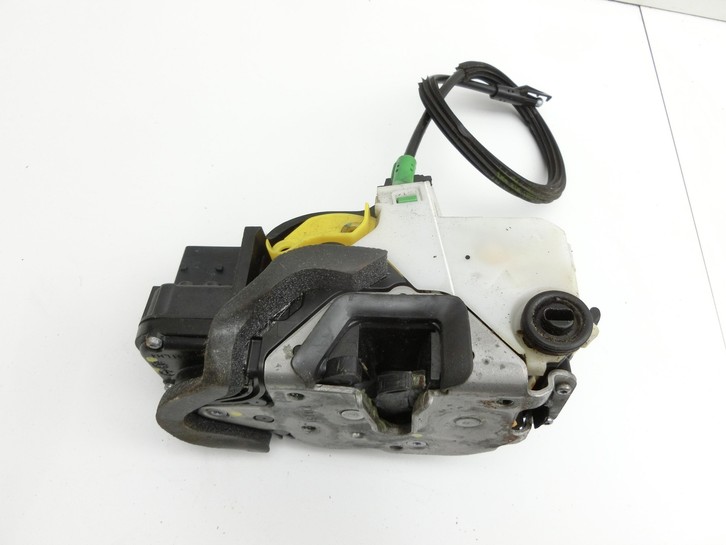 Opel Insignia A G09 08-13 Kombi Türschloss m. ZV Stellmotor Links Hinten Opel Insignia A G09 08-13 15.12.2010 gebraucht Vorschau 2