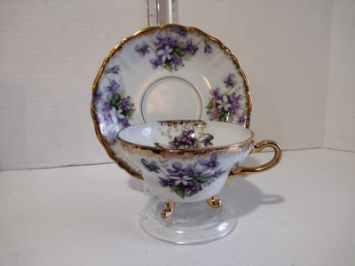 Vintage Del Coronado Tea Cup & Saucer Violets Japan Tri-Footed Nasco