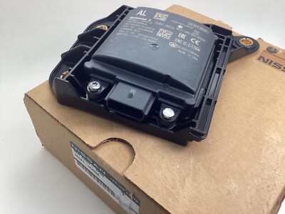Nissan Qashqai J11 Rear Left NSR Radar Sensor Module Obstacle Blind Spot Genuine