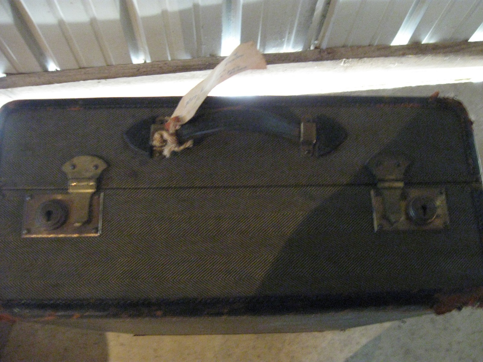 Vintage Antique Trunk/Suitcase 29