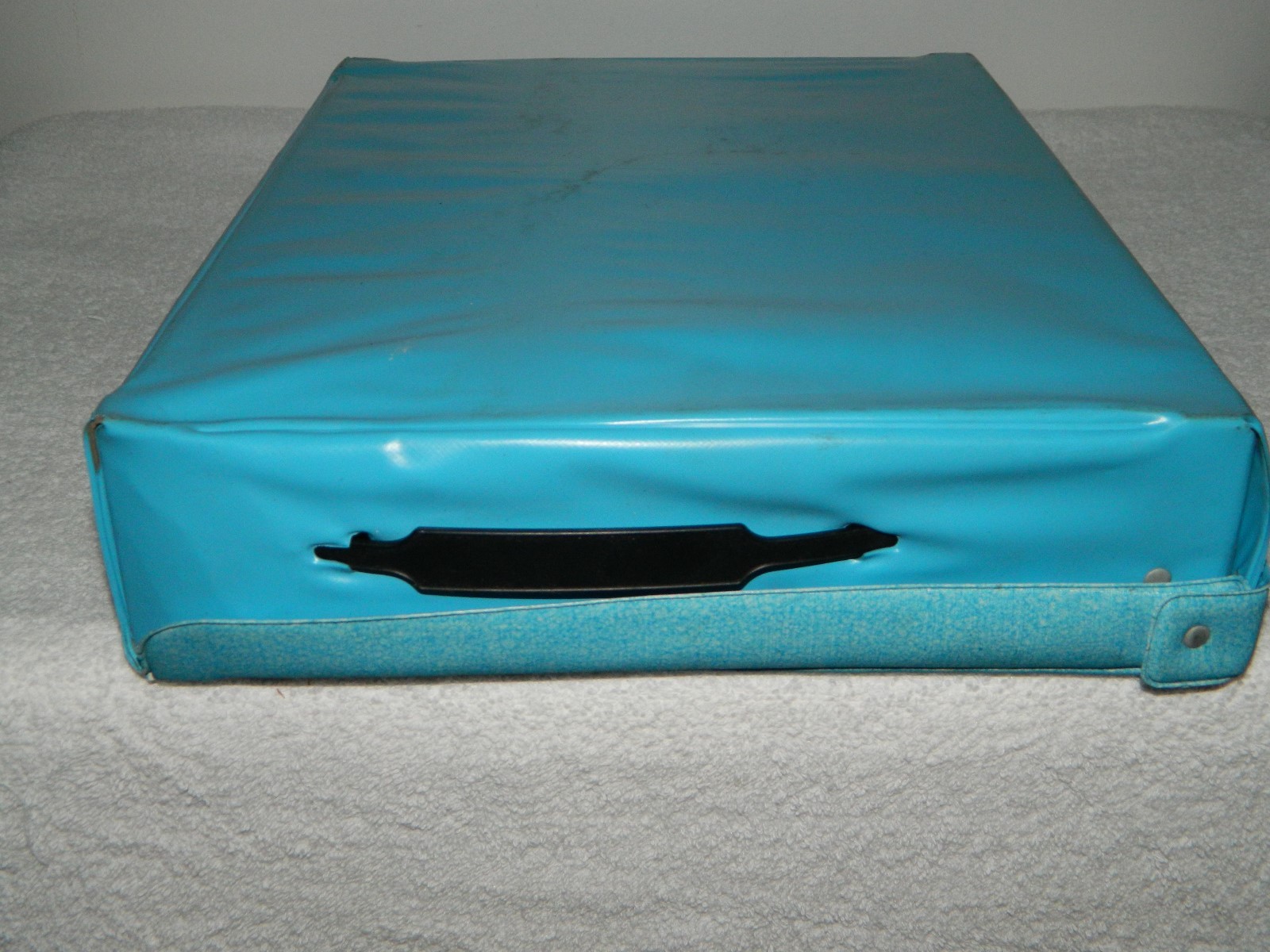Vintage Tara Toy Corp Textured Blue Fashion Doll Case No. 16 Fits Barbie