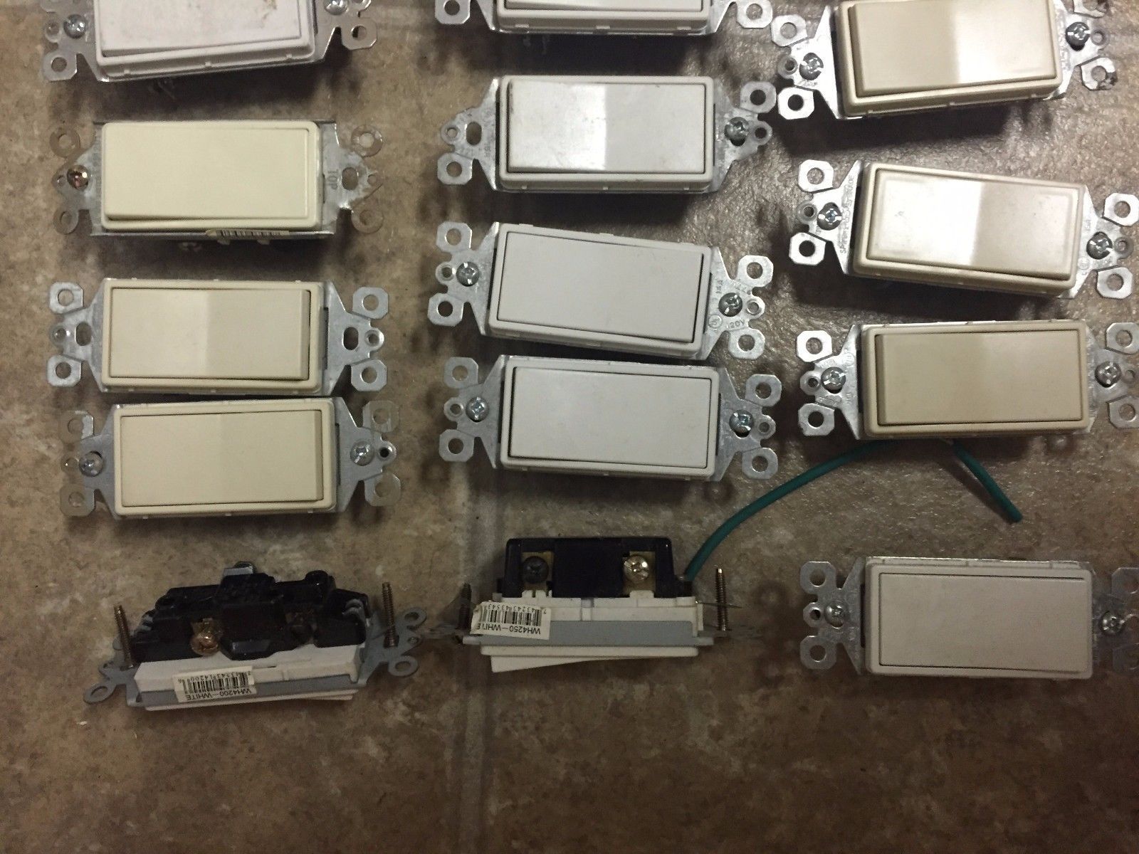 (54) Levitron Preferred Industries 3 and 2 Way Rocker Switches, White and Almond