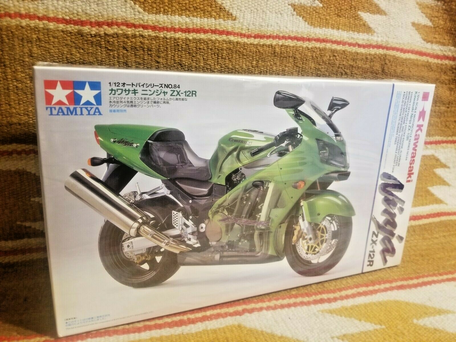 フォルム Tamiya Plastic Model 1/12 Motorcycle Series No.84 Kawasaki