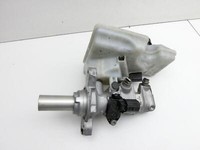 Skoda Octavia III 5E 12-16 Hauptbremszylinder Bremszylinder Skoda Octavia III 5E 12-16 16.01.2015 5Q1611301L gebraucht Vorschau 5