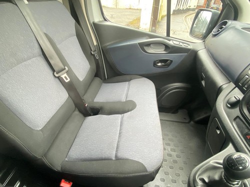 Vauxhall Vivaro image