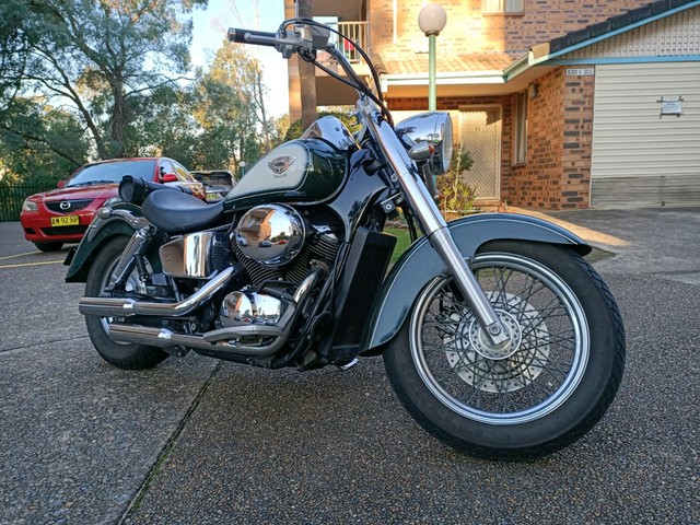Honda vt400 shadow