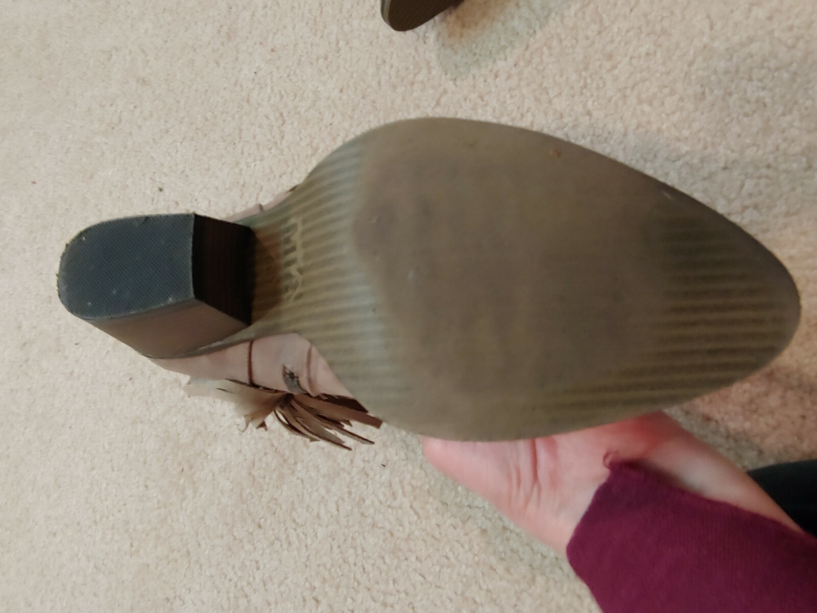 MIA Bone BOOTIES w/ fringe, faux suede, side zip, sz 8.5 above ankle, 2.3