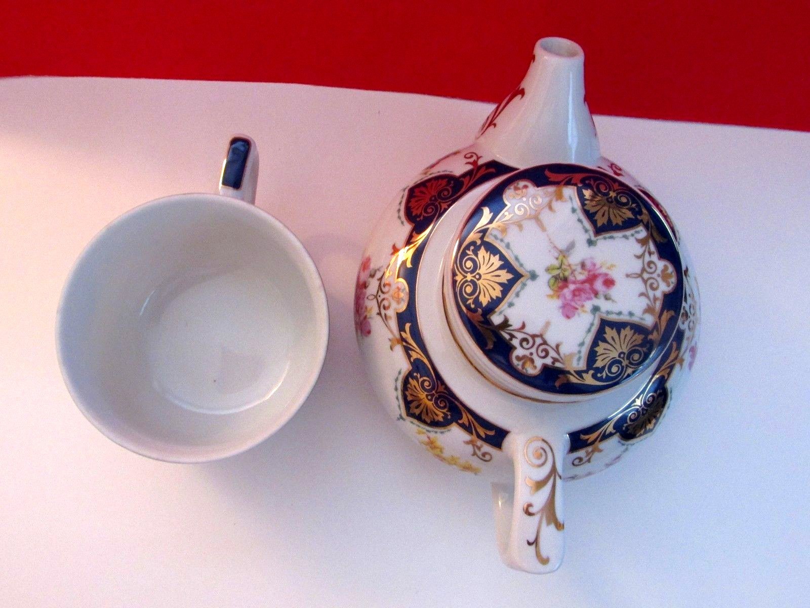 Andrea by Sadek Vanderbilt Service Teapot and Cup Biltmore Estate