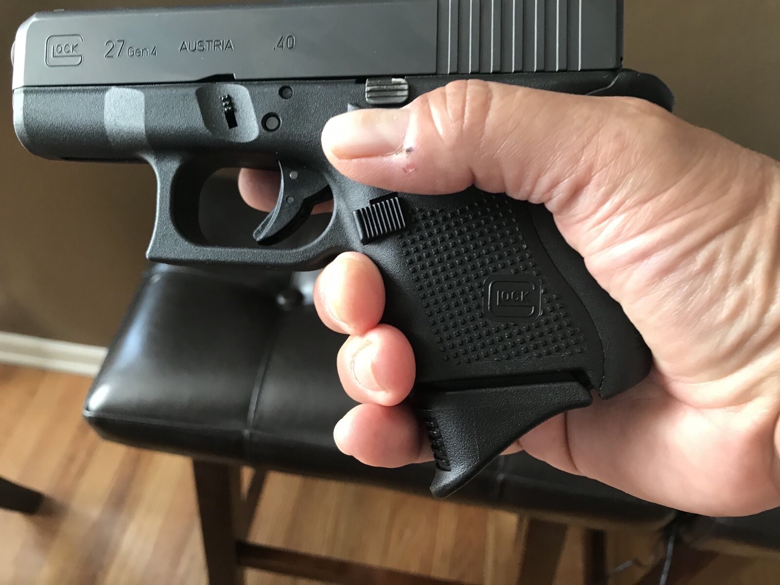 X-Grip for GLOCK 26-27 Fits G17-22 Mag for use on G26 27