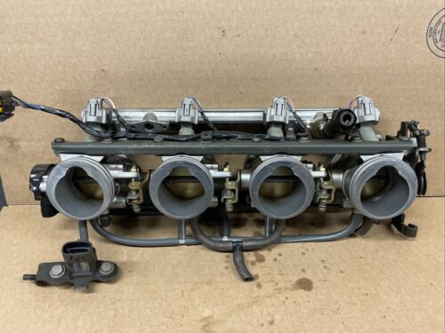 2003 Kawasaki Ninja ZX12R Throttle bodies and injectors 2003 Kawasaki Ninja ZX12R Throttle bodies and injectors