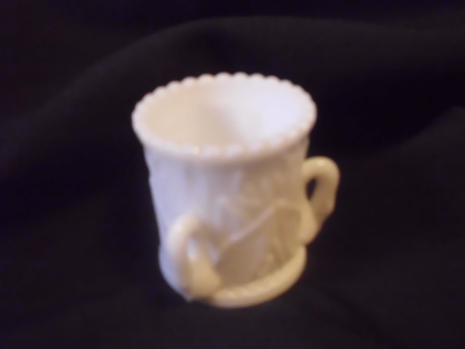 Westmoreland Swans in Rush Toothpick Holder White Milk Glass