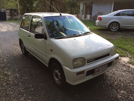 Daihatsu mira l200