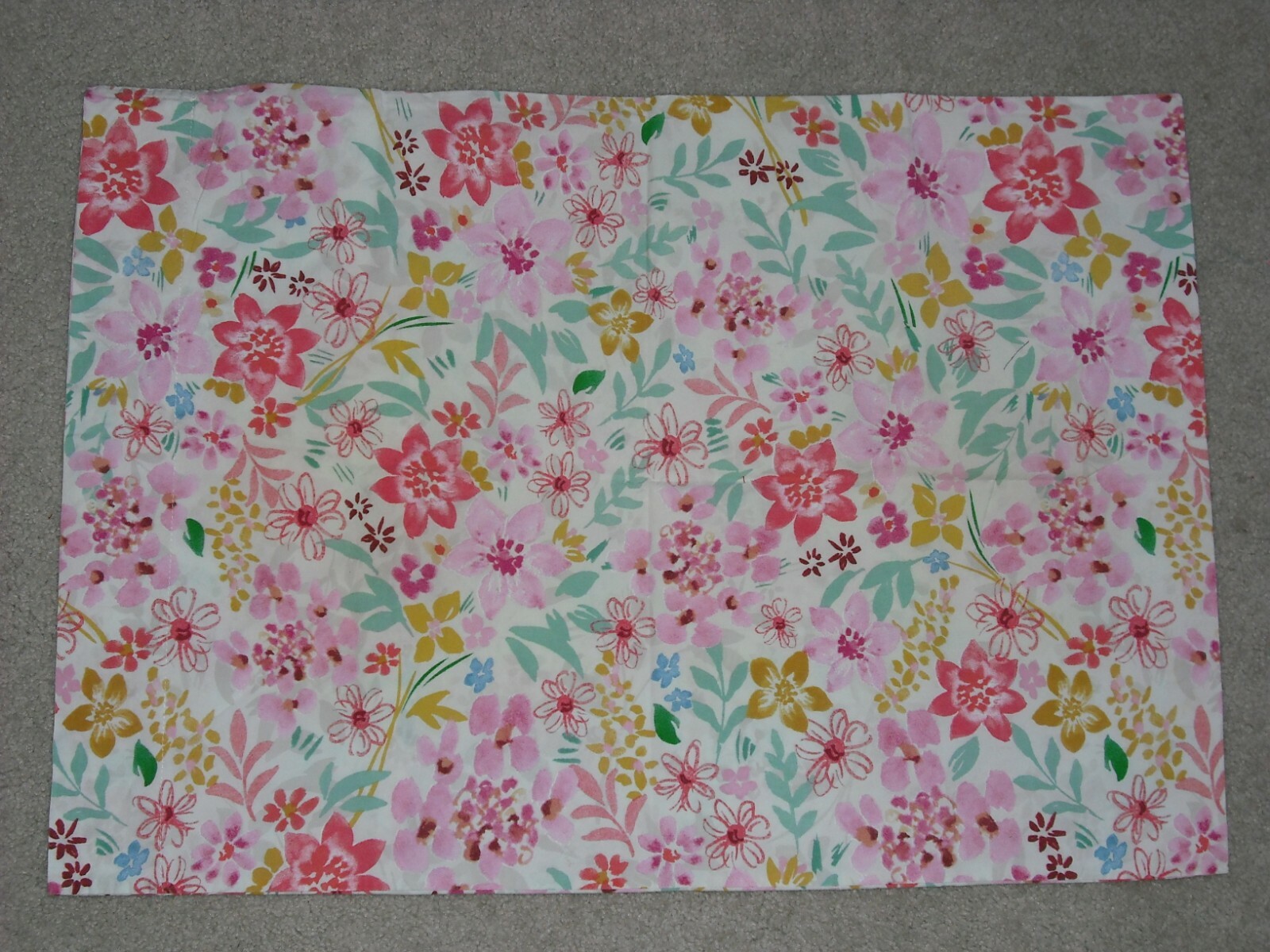 Pottery Barn Kids Floral Pink blue Yellow White Standard Pillowcase Pink EUC