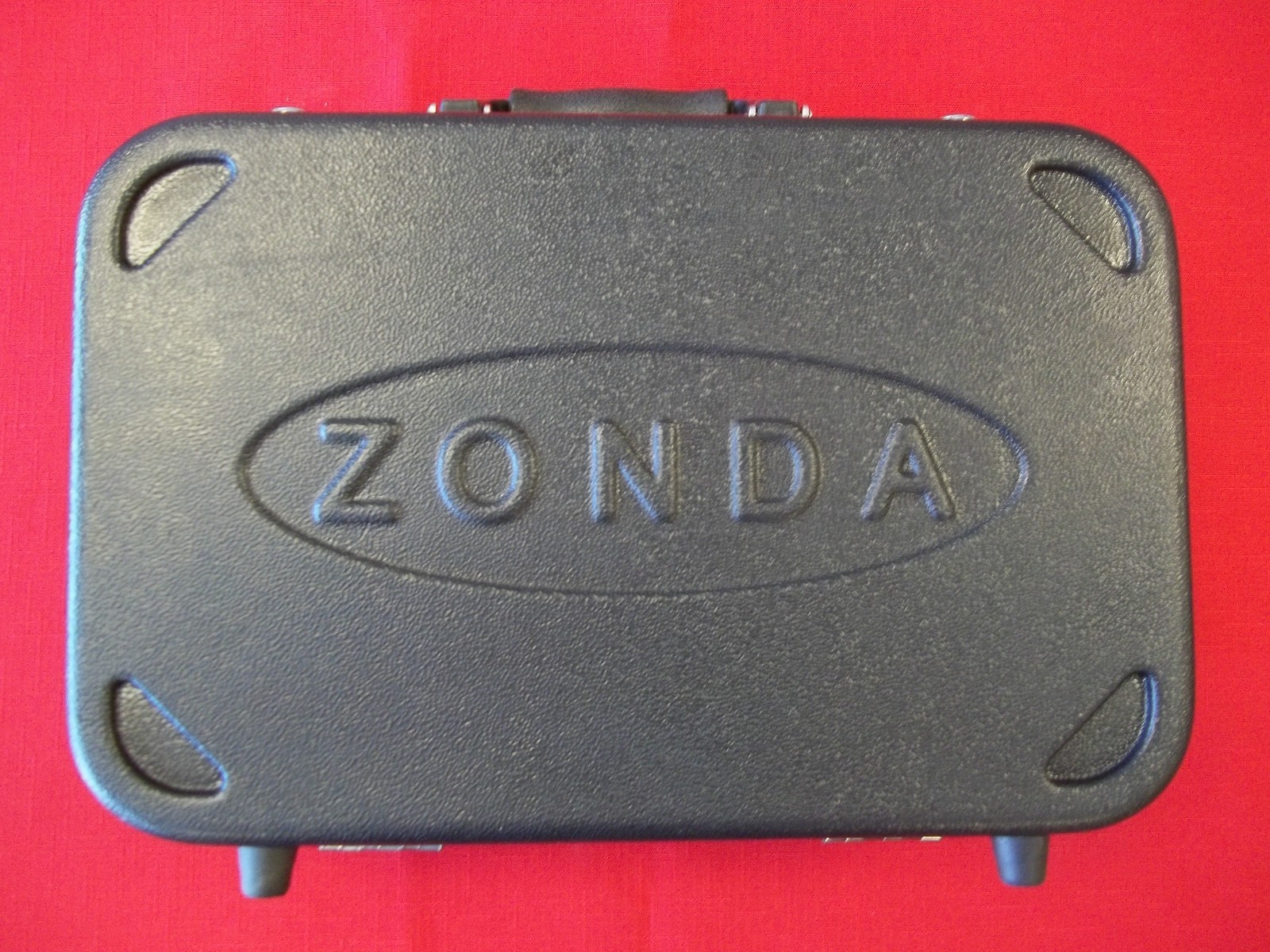 ZONDA ZCL-110 CLARINET WITH CASE AND ACCESSORIES - BRAND NEW WITH WARRANTY