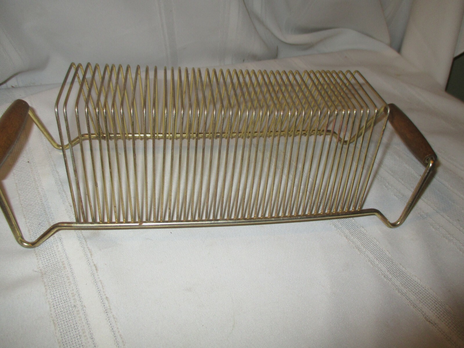 2 Vintage 40 Slot 45 rpm LP ALBUM Record Holders Racks Stands Gold Tone Metal