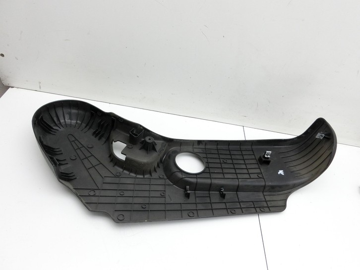 KIA Carens RP IV 13-19 Blende Innen Auflage Applikation KIA Carens RP IV 13-19 29.08.2014 gebraucht Bild 5