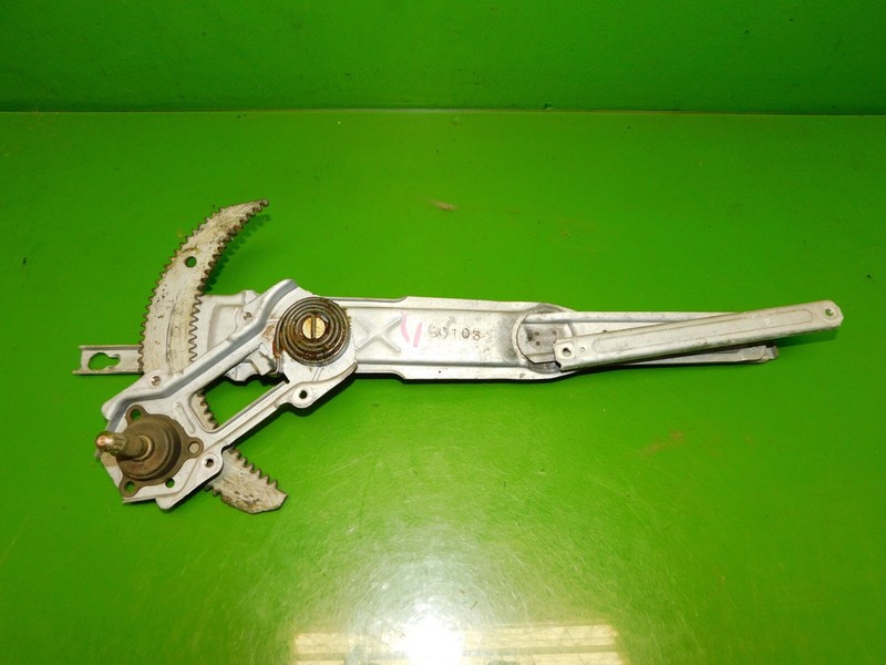 88-91 Civic wagon 4WD OEM passenger right front door window regulator crank