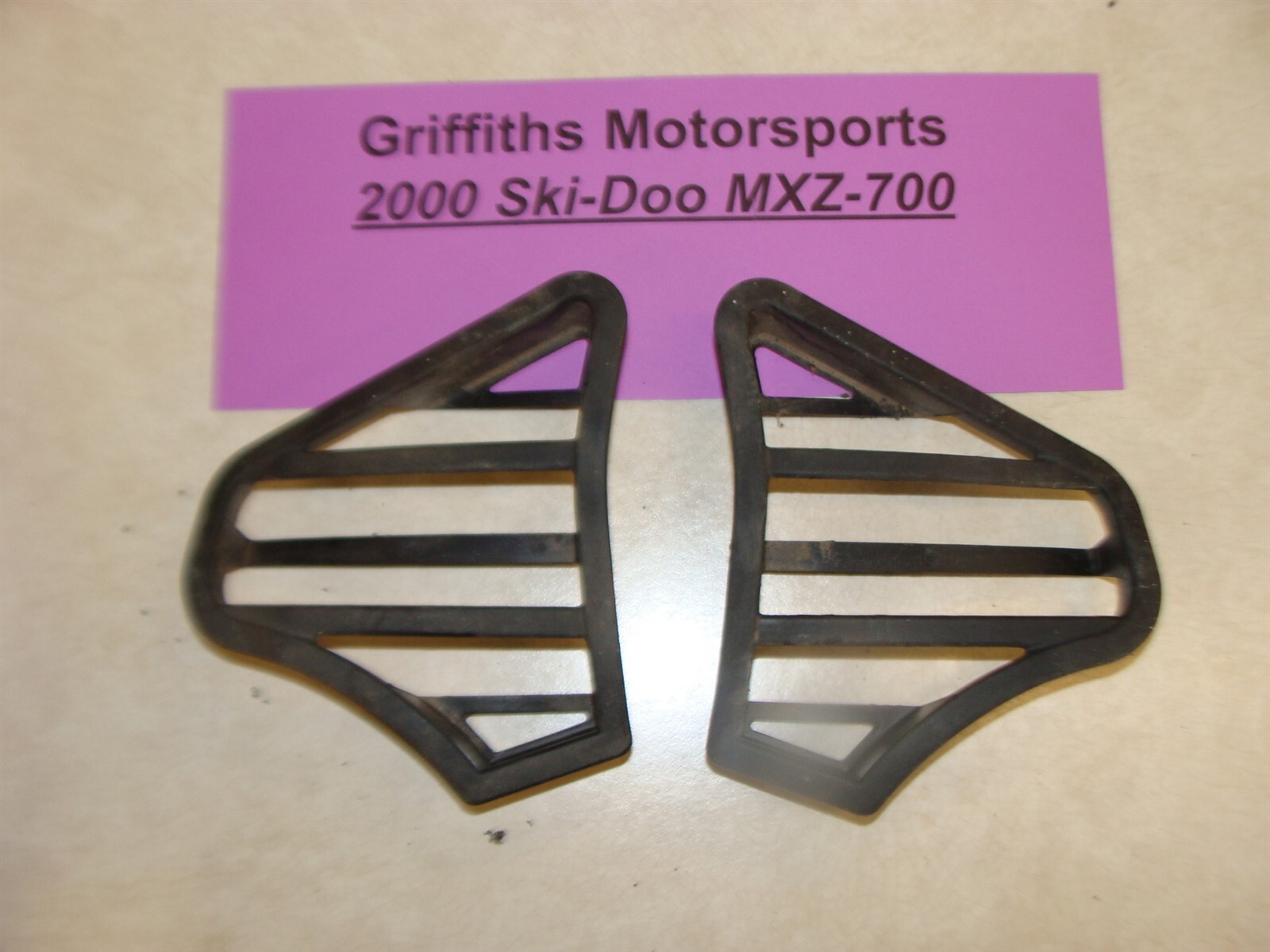 2000 SKI DOO MXZ 700 ZX chassis right left hood vent foam