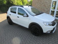 2017 Dacia Sandero Stepway 0.9 TCe Laureate Euro 6 (s/s) 5dr HATCHBACK Petrol Ma