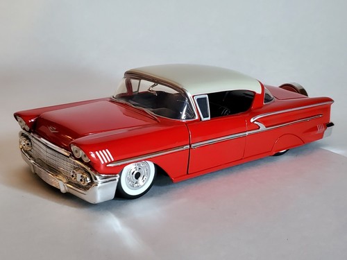 Jada Street Low 1958 Chevy Impala Lowrider 1:24 Scale