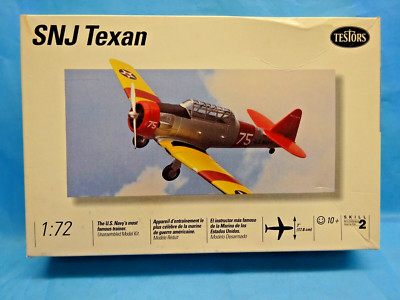 Testors SNJ Texan 1:72 Aircraft Model Kit #663 ''NO DECALS''