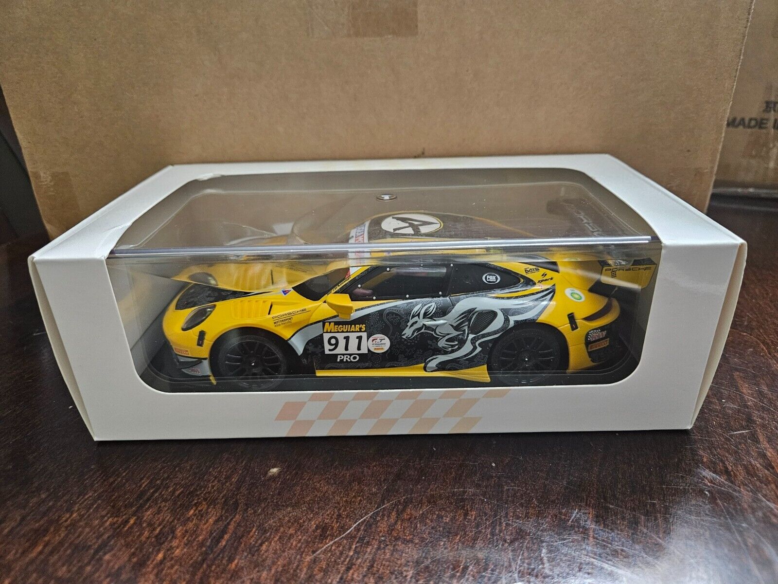 新品・未開封☆GL RACING ☆ポルシェ 911-GT3 8番 ボディ☆GL 新品・未開封☆GL RACING ☆ポルシェ 911-GT3 8番 ボディ☆GL