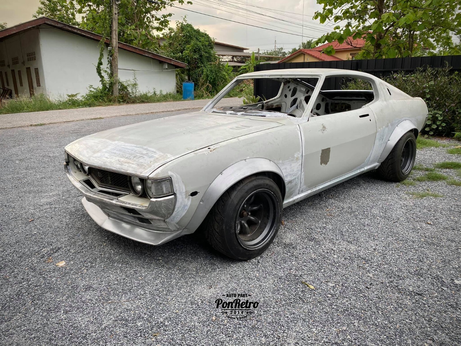V1 Fender Flares over wide body Kit metal for CELICA RA28 V1 Fender Flares over wide body Kit metal for CELICA RA28