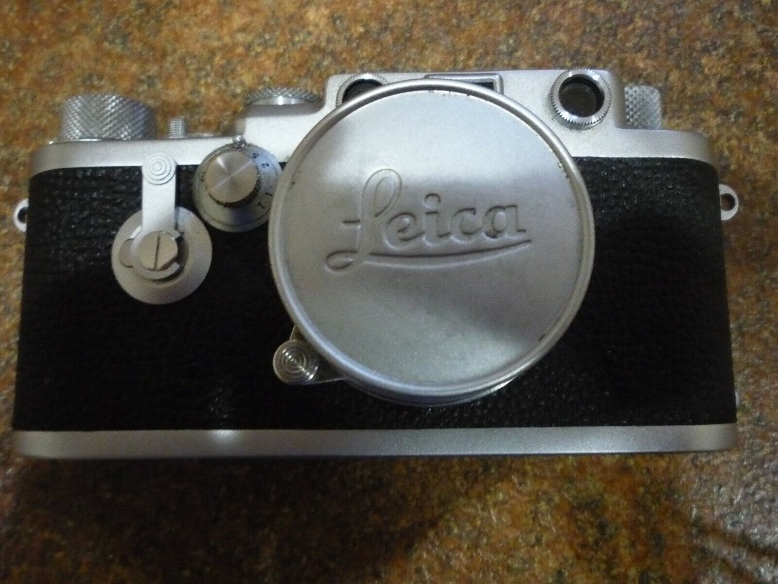 Leica D.B.P. Nr 795524 Ernst Leitz Wetzlar Germany 35mm Leica D.B.P. Nr 795524 Ernst Leitz Wetzlar Germany 35mm