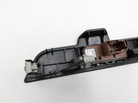 Peugeot 508 I 8D 10-14 Schalter für Tankdeckel und Heckklappe Peugeot 508 I 8D 10-14 20.11.2012 96770584ZD... Vorschau 6
