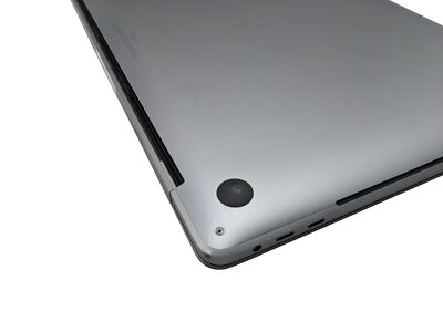 APPLE MACBOOK PRO A2141 2019 i7 2.6GHz 512GB 16GB Grade D