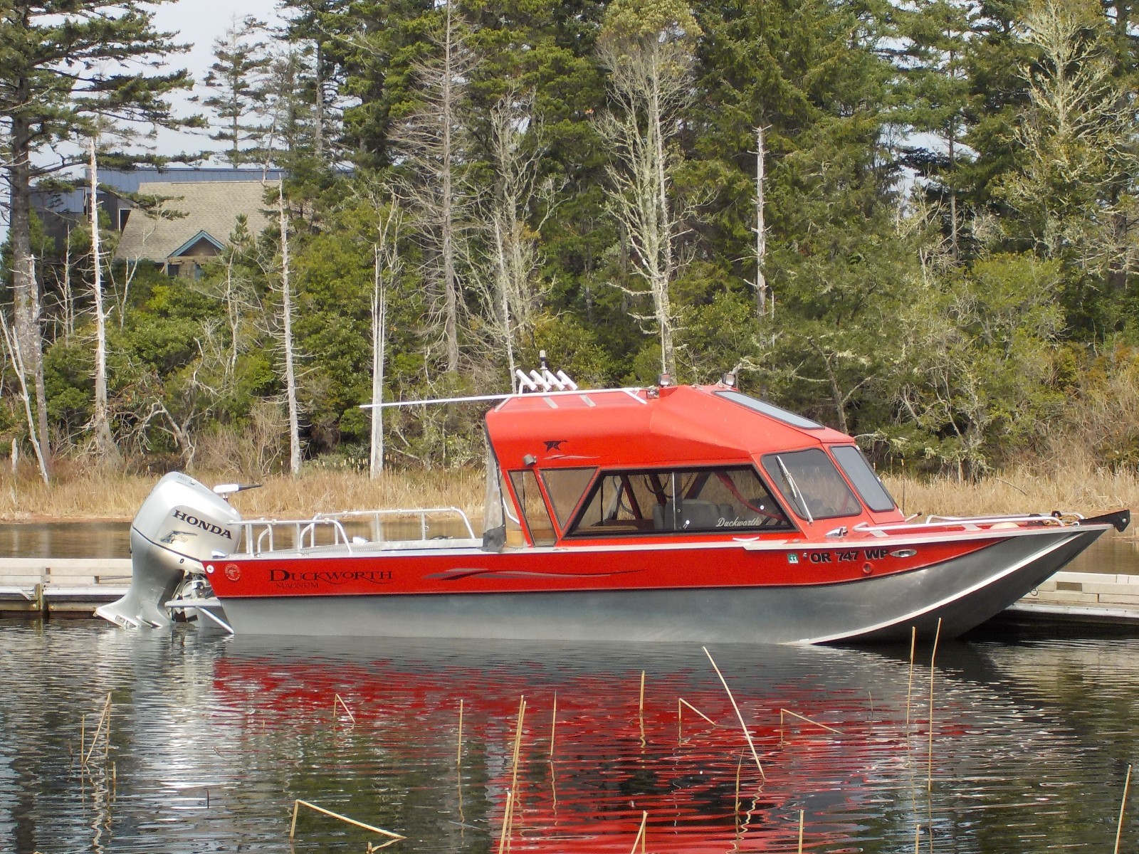 23' DUCKWORTH MAGNUM HONDA 225 OUTBOARD
