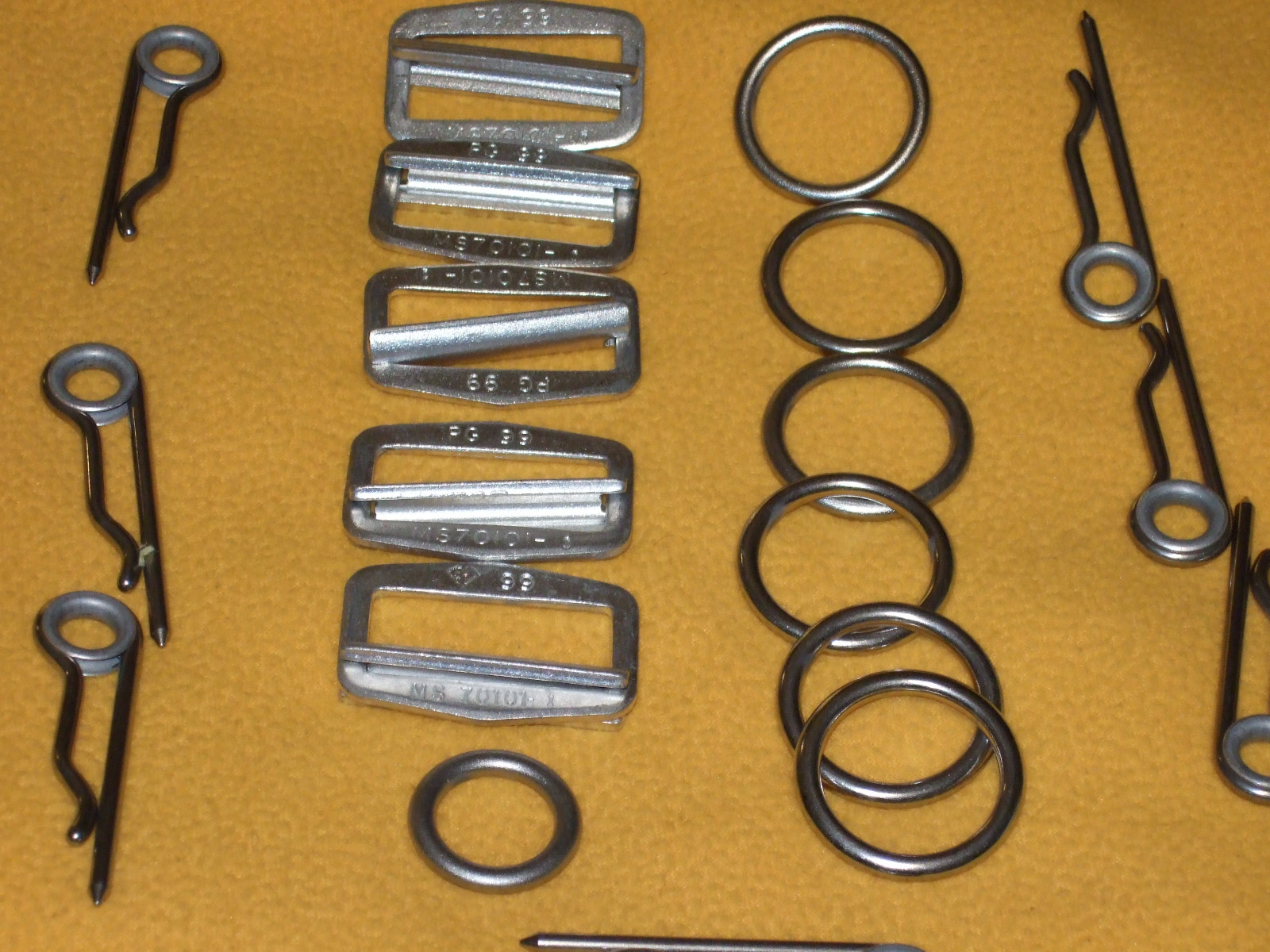 PARACHUTE BUCKLES  STRAPS PINS US MILITARY BUCKLES  MS 70101-1 and HARDWARE