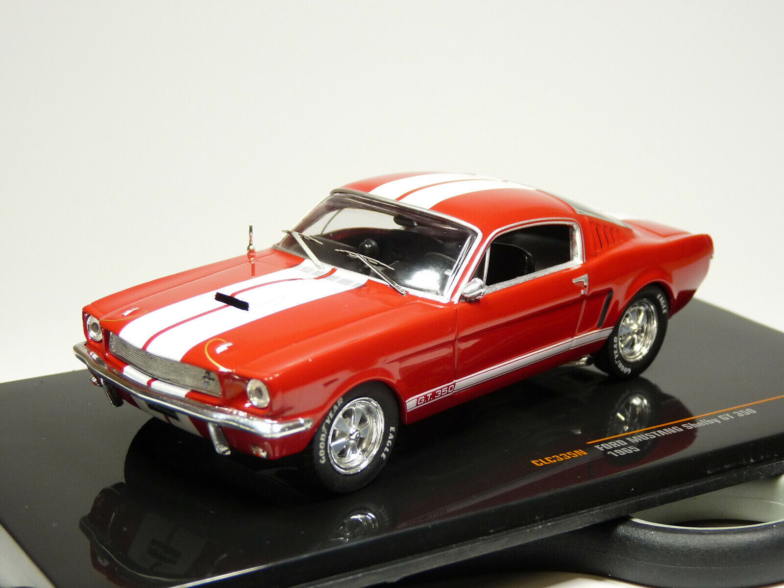 Ford Mustang Shelby GT 350 1965 Red White Lanes IXO CLC335N