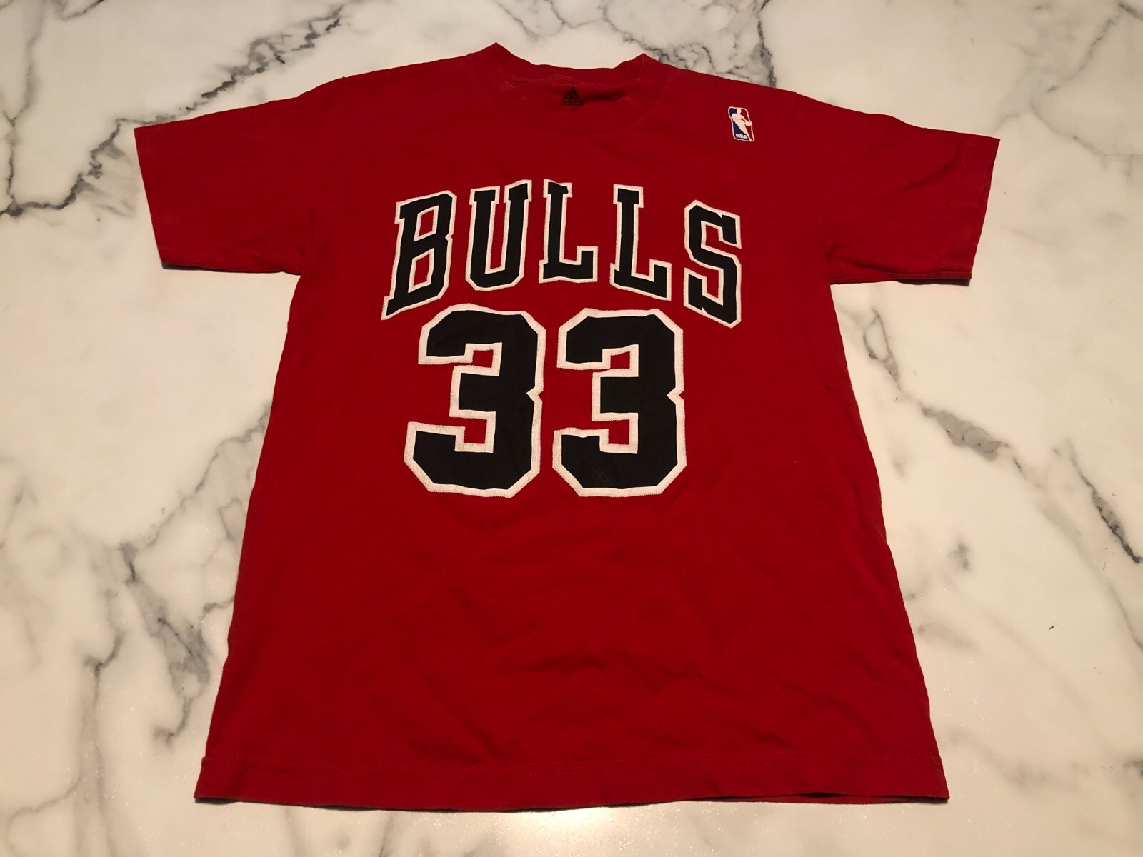 シカゴ・ブルズ PIPPEN 33 BULLS NBA ゲームシャツ Chicago Bulls Pippen #33 Shirt Men's Small Red adidas NBA