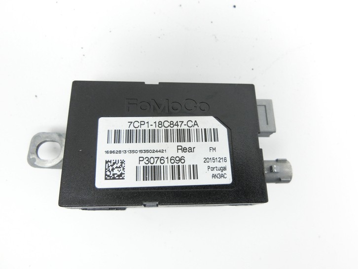 Ford Grand C-MAX 15-19 Antennenverstärker Weiche Antenne Ford Grand C-MAX 15-19 27.05.2016 7CP1-18C847-CA 30761696... Vorschau 2