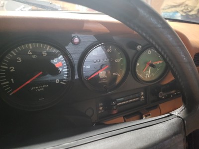 image 4 of interior