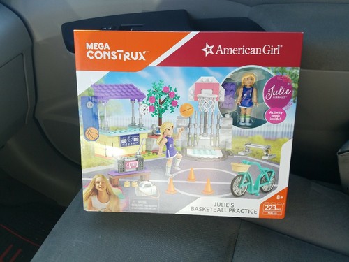 Mega Construx American Girl Building Set ~ Julie's Basketball Practice (FML68)