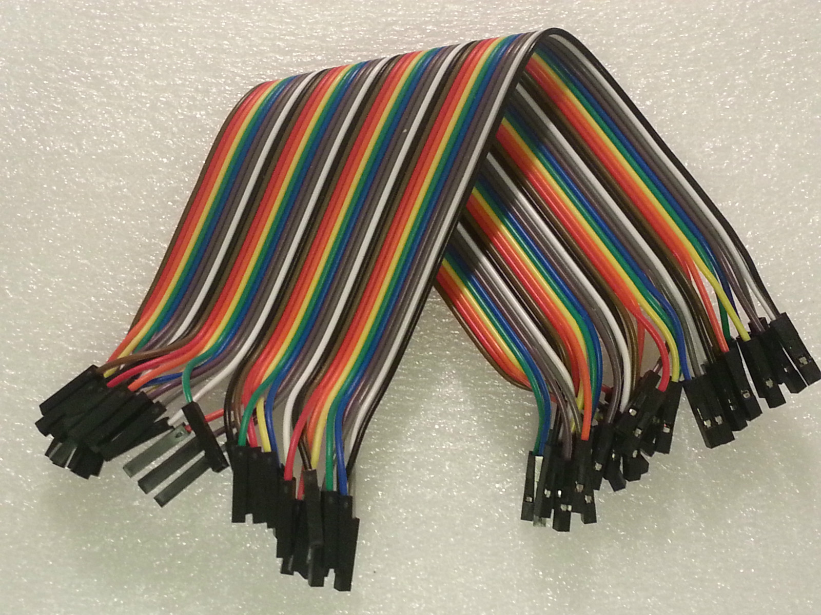 соединительные провода ардуино. разноцветные провода для автомобиля. изолированный шлейф шсип-110. провода папа мама для ардуино. 54 папа.