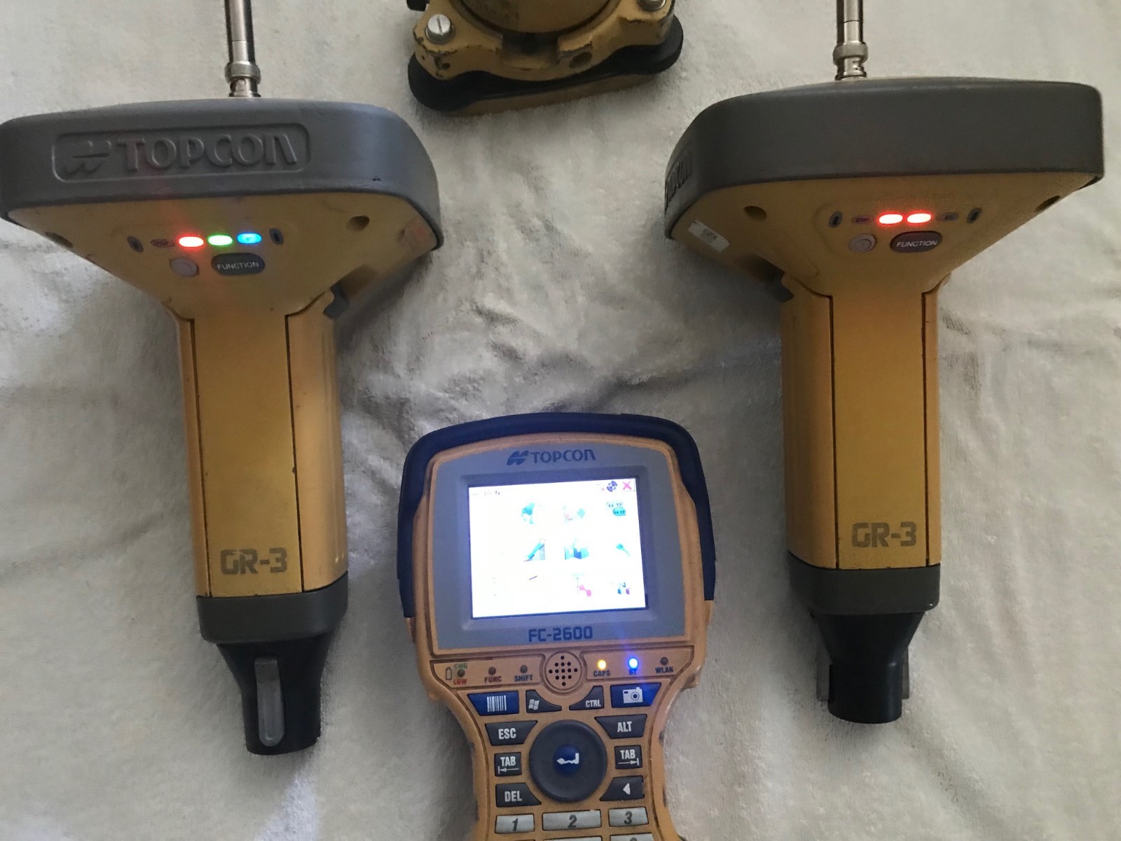 Pre Owned Topcon GR3 GPS with with NEW Digital 2 UHF Radios and FC 2600