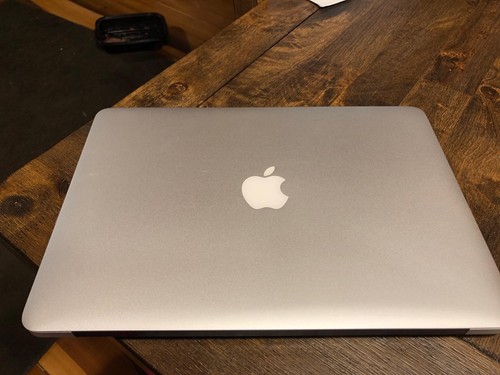 Macbook air 13 inch 2015
