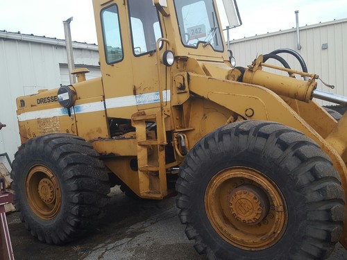 DRESSER 65C Wheel Loader, runs great, needs a little work, great for snow!