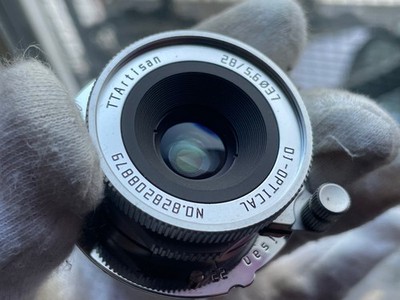 objectif  TTArtisan  28mm  F/5.6  pour  Leica  M - excellent  état  +++