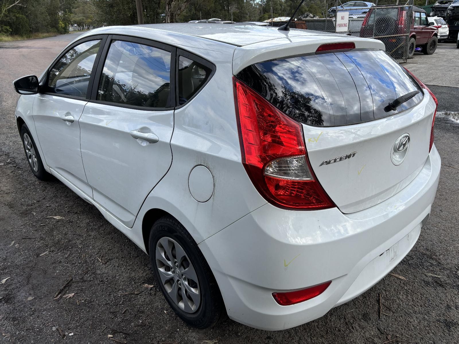 2016 Hyundai Accent LEFT FRONT STRUT RB 05/11-12/19 11 12 13 14 15 16 17 18 19 image 4